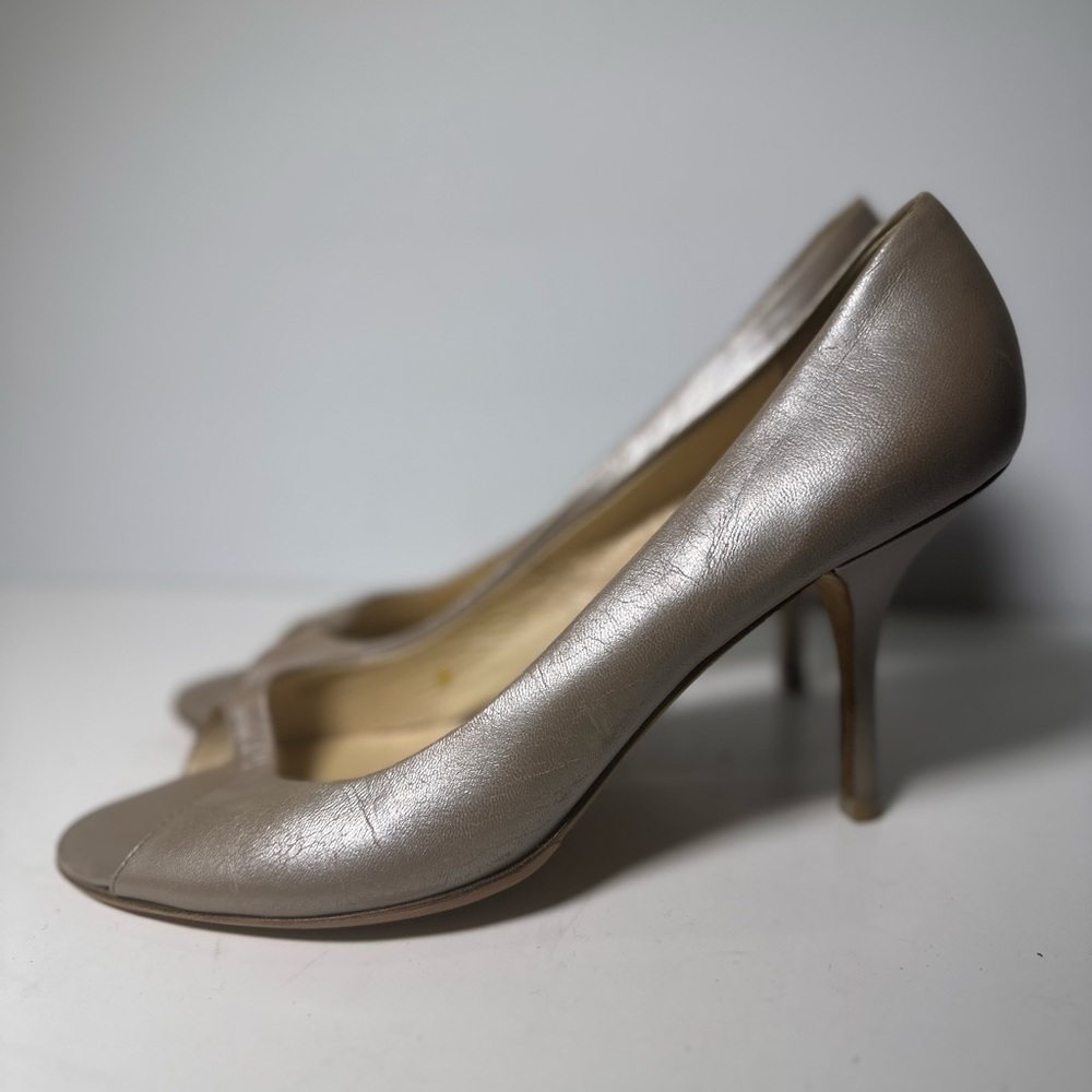 Prada Leather Pumps - Neutrals Pumps, Shoes - PRA907871 Size 10 - Picture 2 of 16